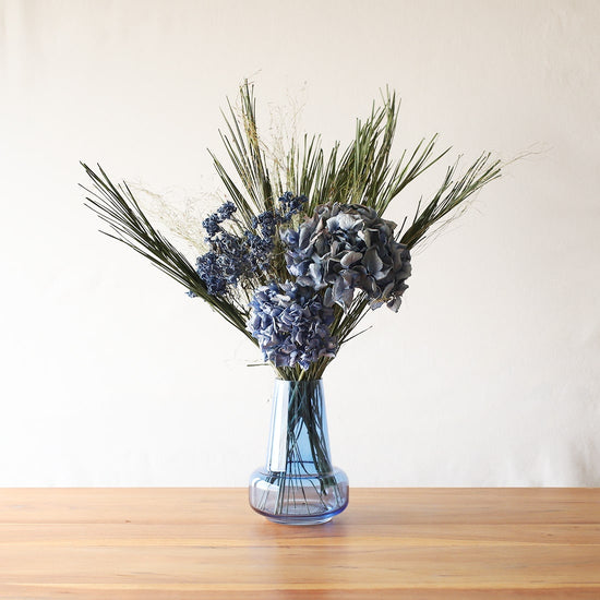 ＜Limited＞群青の紫陽花とフラワーベースのセット
