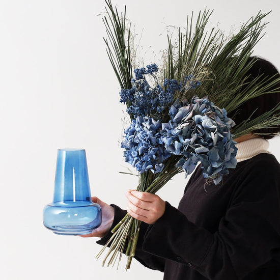 ＜Limited＞群青の紫陽花とフラワーベースのセット